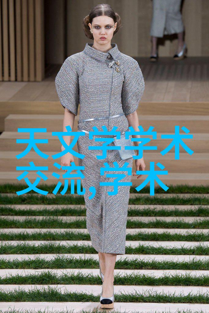 阳台还在装顶柜如今都时兴这样设计已成教科书式的设计